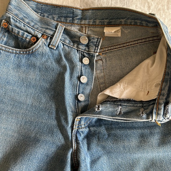 Vintage Levi’s jeans - Picture 4 of 9